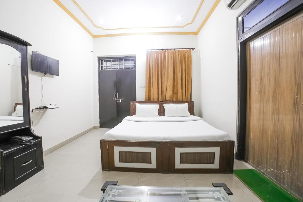 Spot On 38085 Hotel Amer Palace Jaipur Extérieur photo